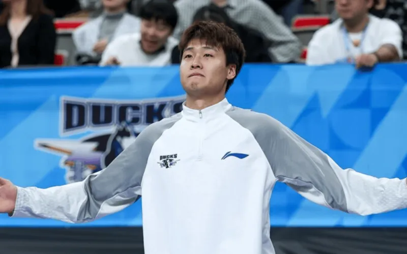 轻松玩游戏-赵睿：晚上我也不知道教练组怎么安排，反正等通知做好准备